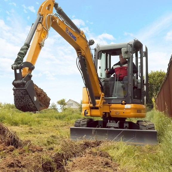 Ковш планировочный 4-7-PB_M-0,13-1000 для мини-экскаватора (Bobcat E45)